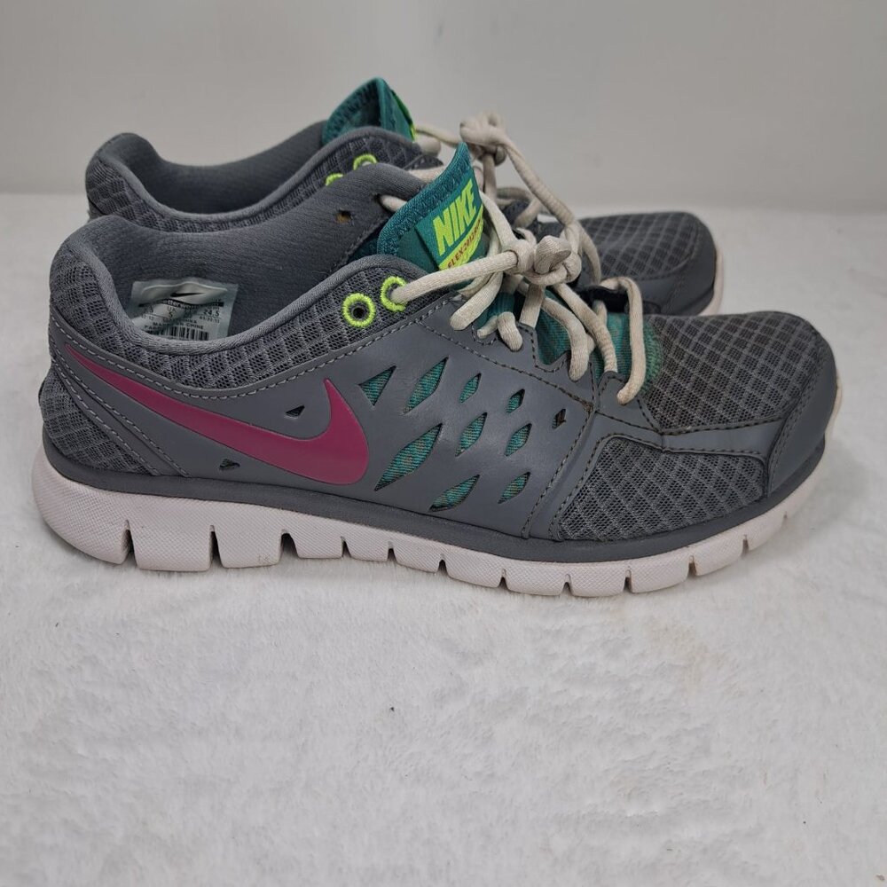 Nike Flex 2013 Run 580440-002 Running Athletic Shoes Sneakers Women Sz 7.5 gray